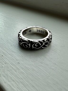 Vintage Silver Tone Ring - Y2K / Edgy Unisex Style
